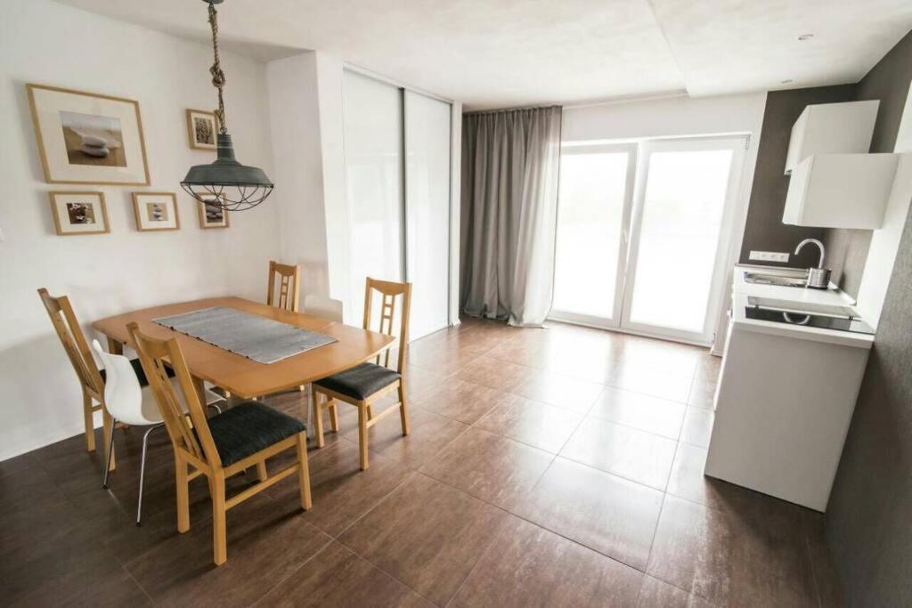 Apartment Unimix Liptovský Mikuláš Екстериор снимка